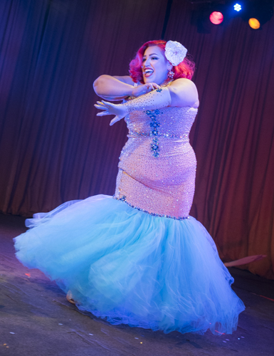 Bella Sin performing at the 8th Annual International Ohio Burlesque Festival