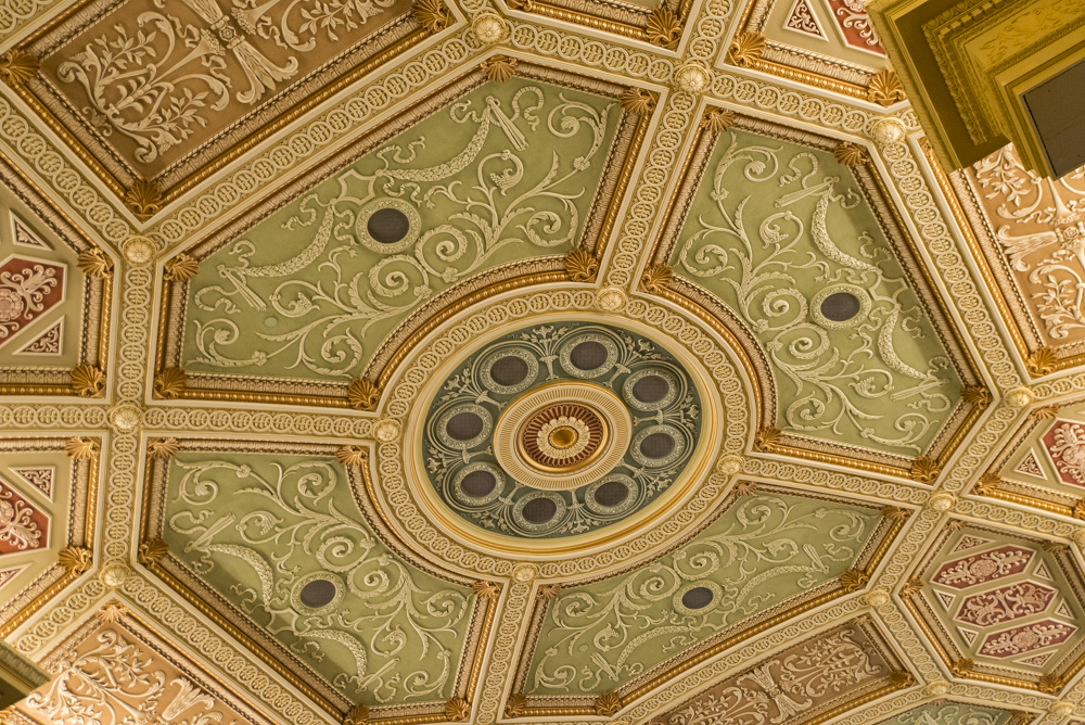 Mimi Ohio Theater ceiling