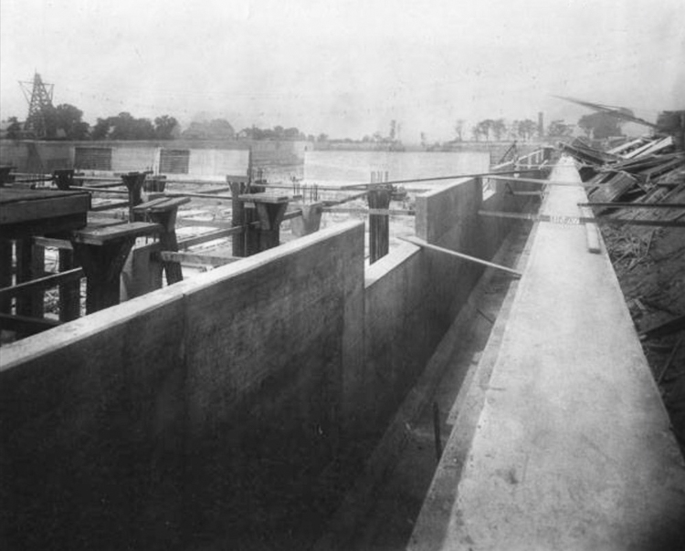 Baldwin Reservoir under construction in 1923
