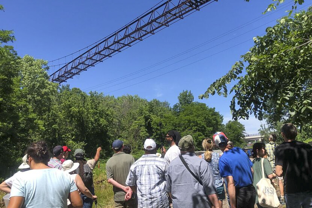 Sideaway Bridge Tour