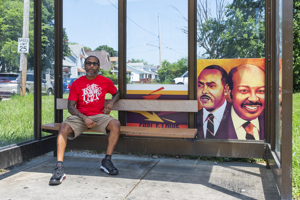 Bus stop art by mr. soul at E 131st and Glendale
