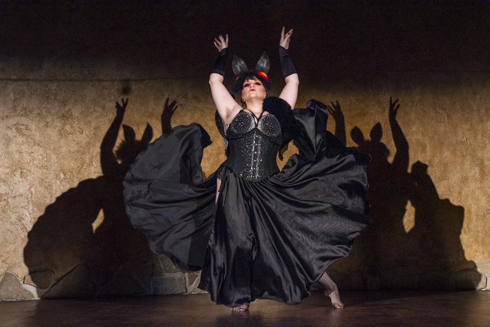 Revealing: Burlesque - The Sex Kitten Purlesque