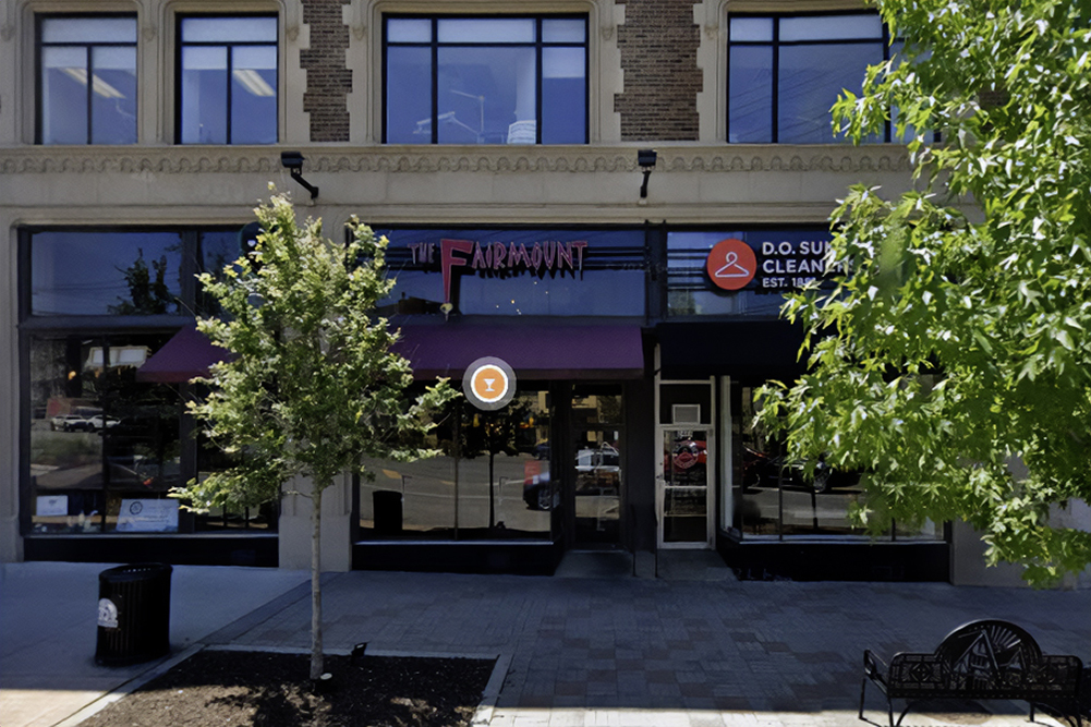 Fairmount Cocktail Bar, an immediate neighbor of the ex-Dave’s space