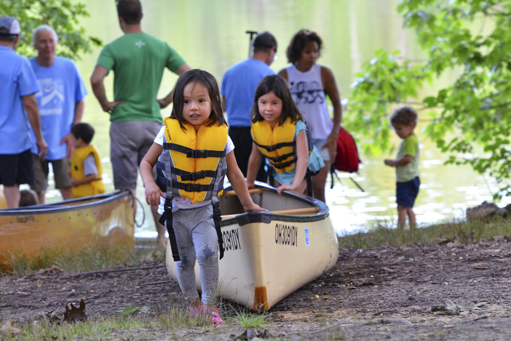 Doan Brook Watershed Partnership's Annual Take to the Lake paddling event