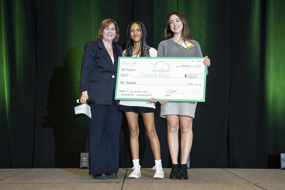 Ilene Frankel of Young Entrepreneur Institute, left, with Teen Accelerate winners Gabby Ransom and Lilly Moran of Hathaway Brown School