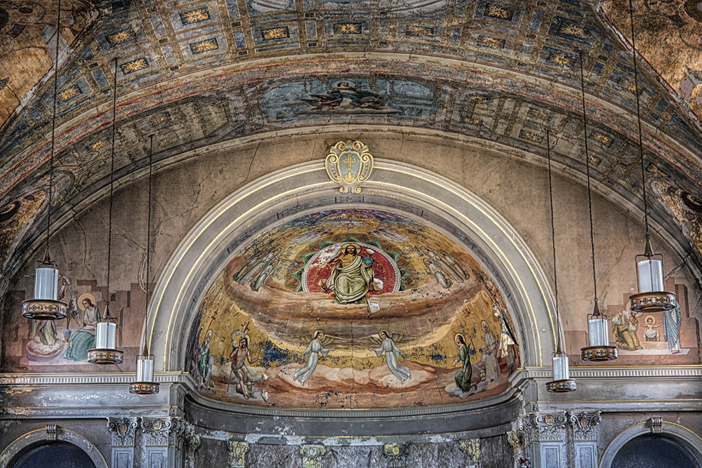 Nativity Church interior