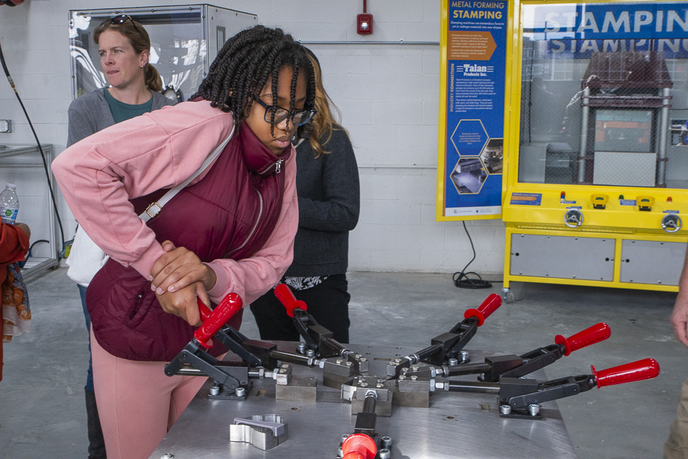 For CMSD, the journey starts with a tour of MAGNET’s on-site interactive museum where young visitors get hands-on experience with collaborative robots and other Industry 4.0 technology