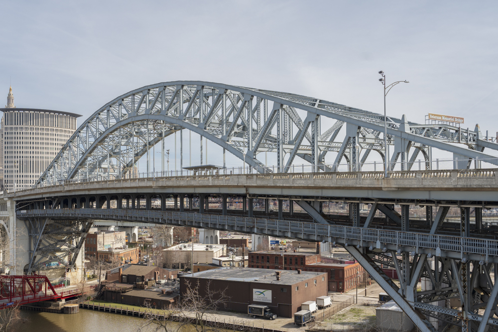 Veterans Memorial Bridge