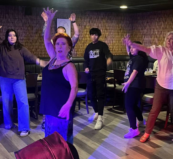 Juerga Flamenca, presented by presented by Abrepaso Flamenco at Quinta Esencia Tapas, was an evening of flamenco dance, guitar, and song led by La Romera.