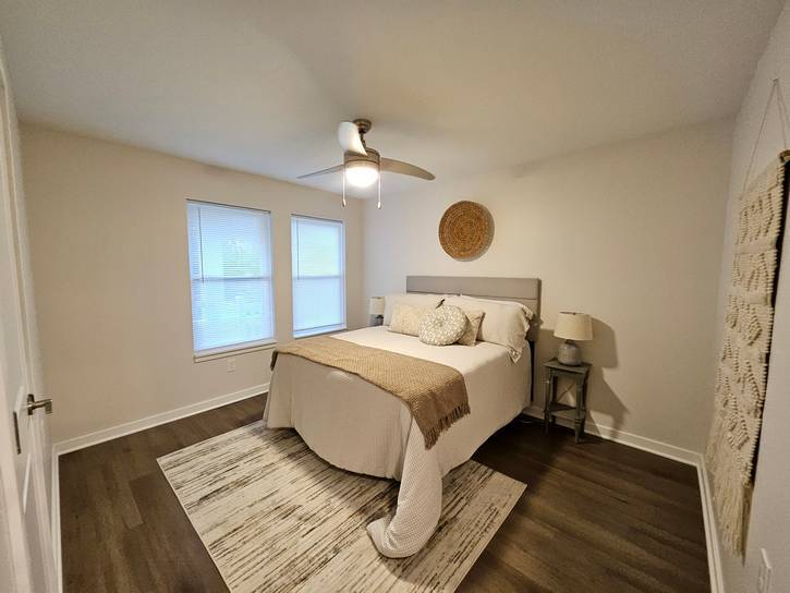 A bedroom in 89th Rising.