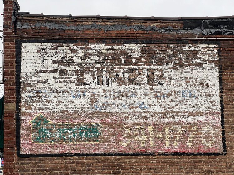 Diner, Broadway Avenue