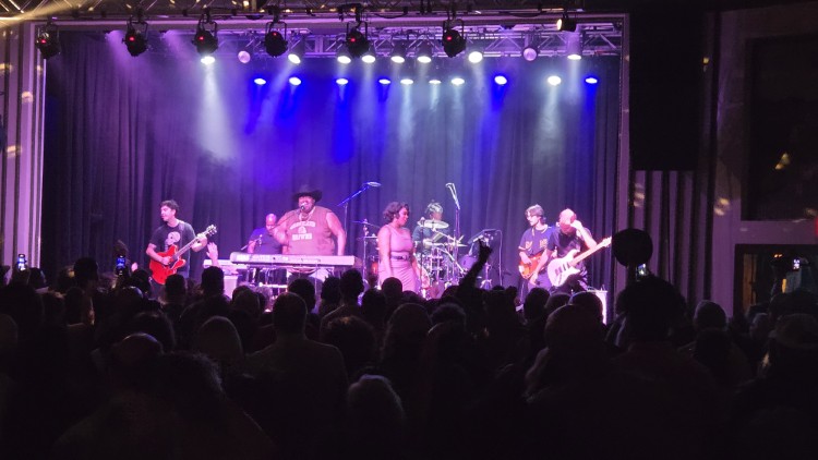 The War and Treaty in the Ballroom