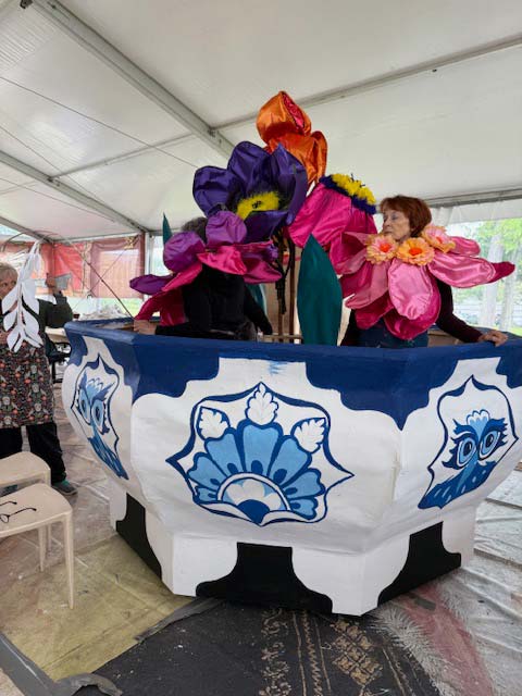 "Flower Power” parade float created by the Women Council of the Cleveland Museum of Art.