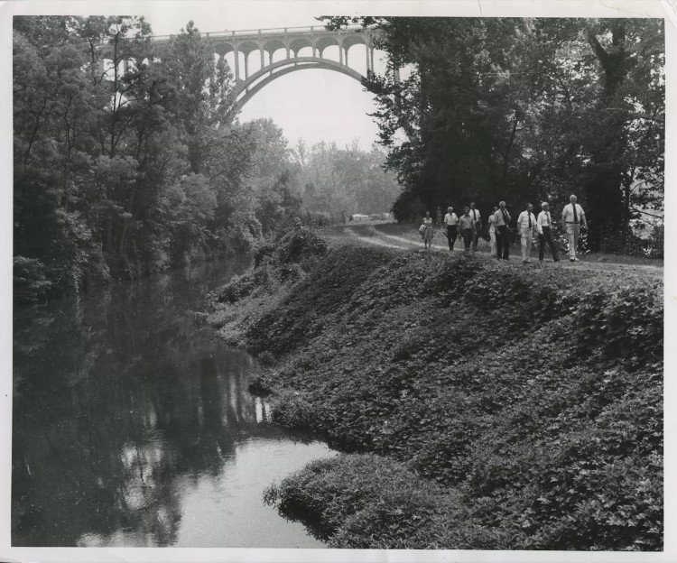Cleveland Metroparks opens the first 2.5-mile section of trail along the towpath in Brecksville, 1975.