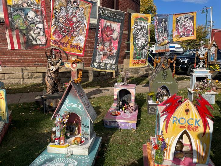 A variety of Día de Muertos Ofrendas
