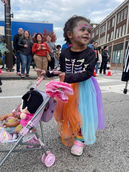 A smaller parade participant.