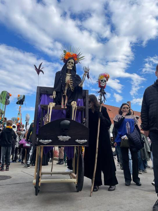 Skeleton carriage at  Día de Muertos.