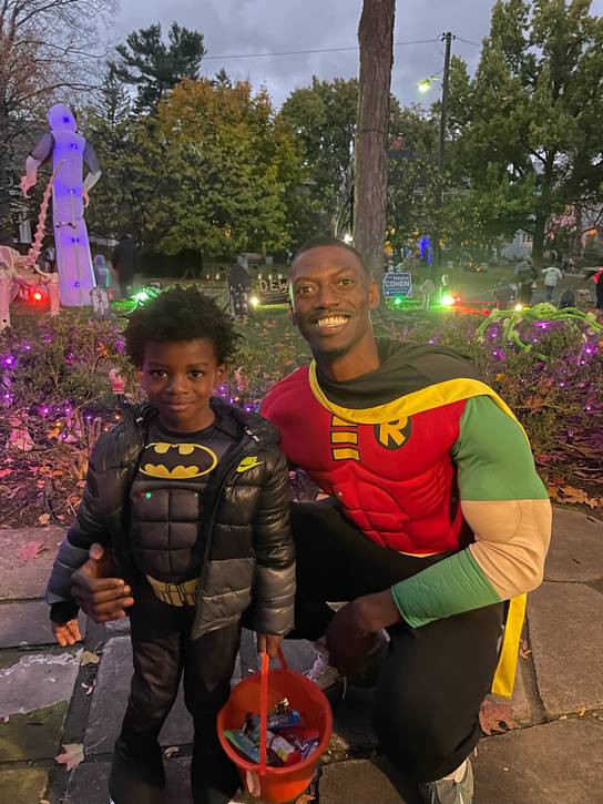 Batman (Nasir Dennis) and Robin (Matthew Dennis)