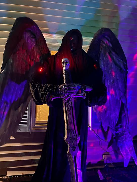 Spooky guests on 'Scareborough.'