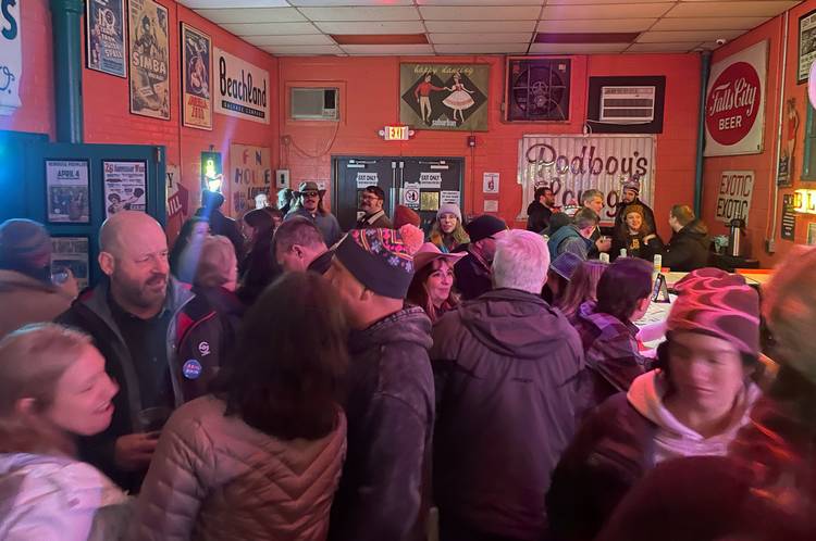 Lea Marra and The River Boys came to the Beachland Ballroom bar to join the meet-and-greet with fans.