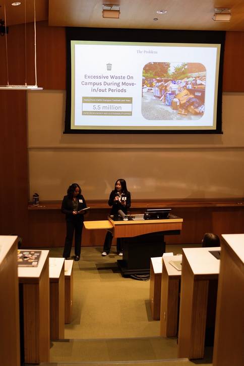 Slide from the uniSWAP pitch at the Venture4Impact pitch competition.