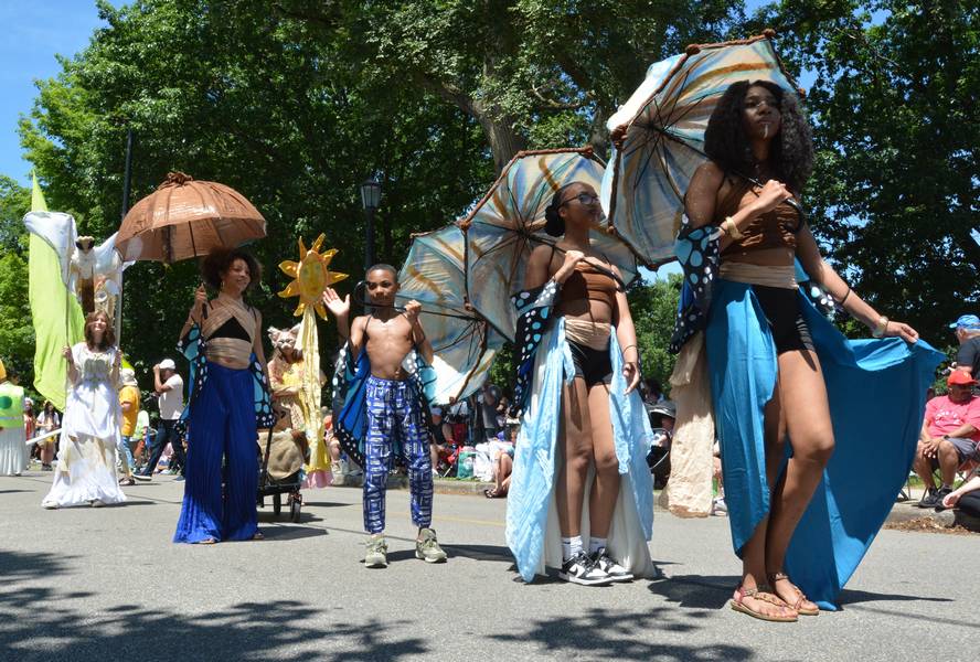 The Cleveland Museum of Art's 34th annual Parade the Circle.