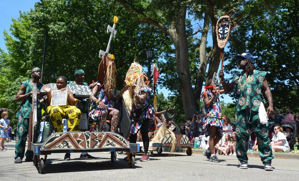 The Cleveland Museum of Art's 34th annual Parade the Circle.