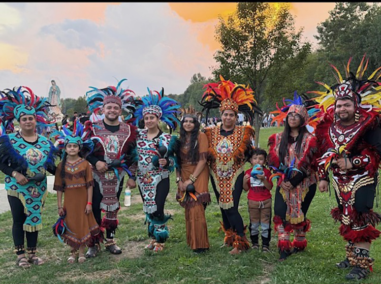 Danza Azteca Le Guadalupana.