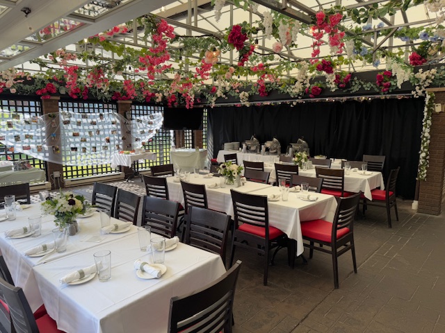 EDWINS patio