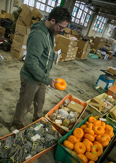 Artist Dana Depew at HGR