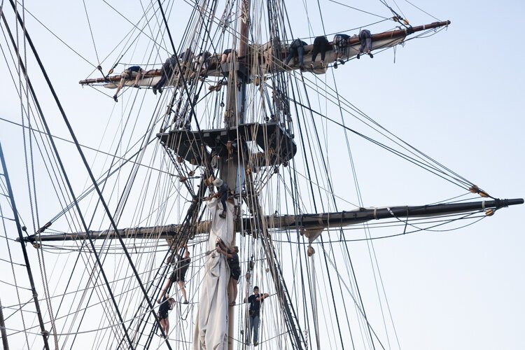 Pulling up the sails on the U.S. Brig Niagara