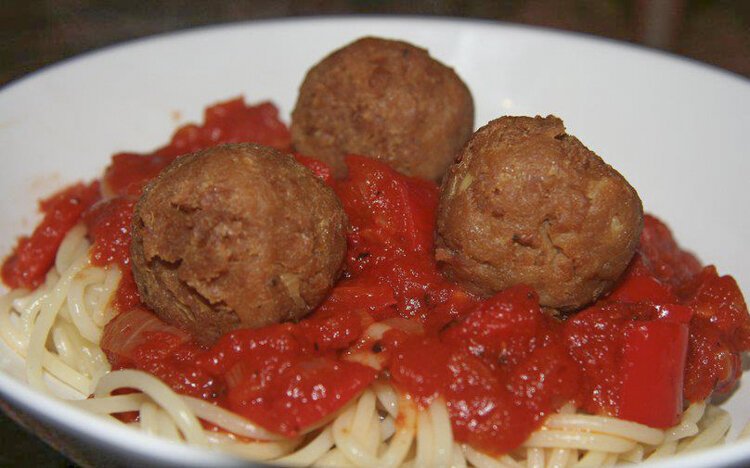 Vegan spaghetti and meatballs from from MoBite