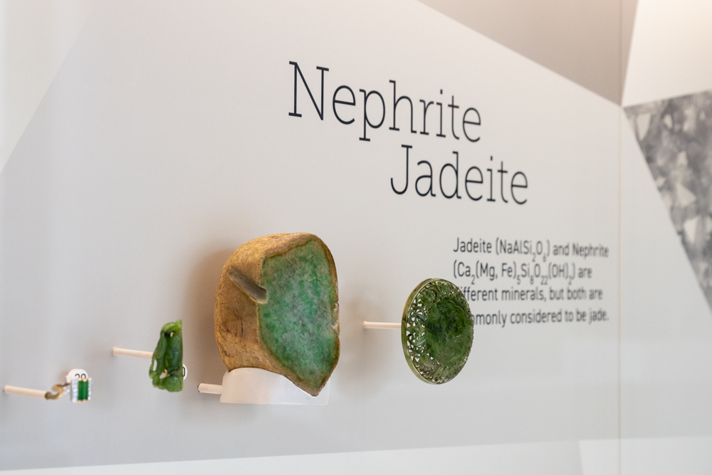 Jeptha Homer Wade II Collection of Gems & Jewels display